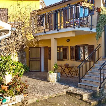 Apartments Redenta Tar-Vabriga Exterior photo